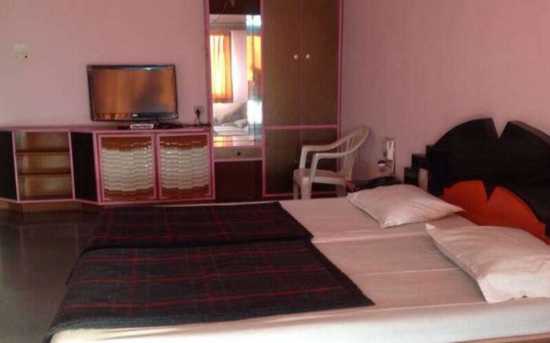 Hotel Anusha Lodging and Boarding, Nashik 5